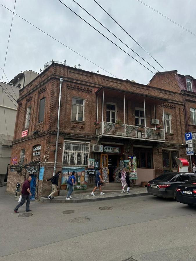 Sabir'S Apartment Old Town Tbilisi Buitenkant foto